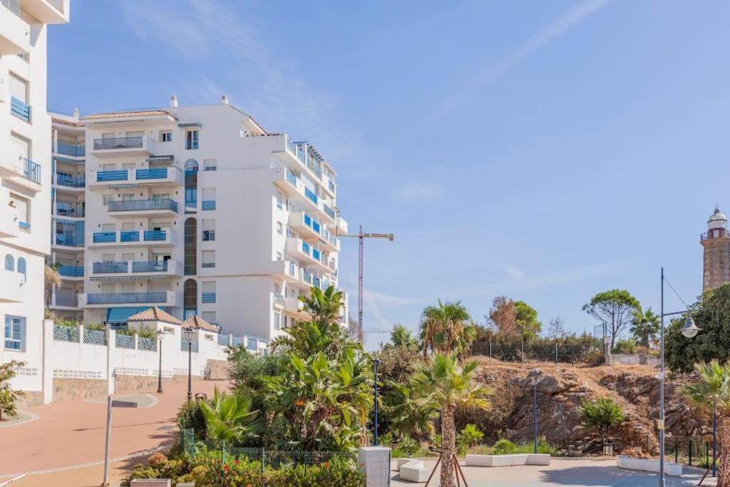 Апартаменты Vista Al Faro Эстепона Экстерьер фото